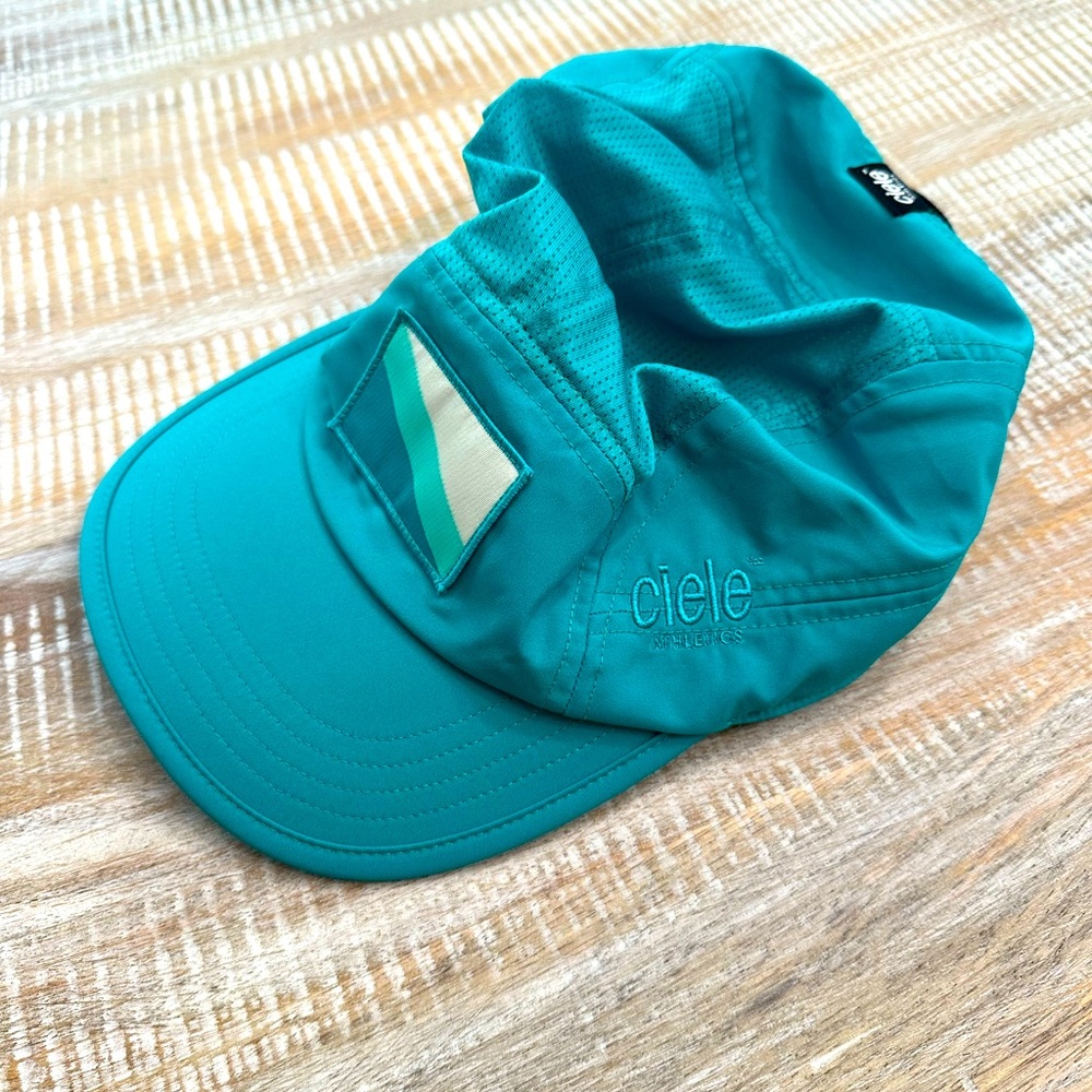 Tracksmith / Ciele 5-panel running GoCap